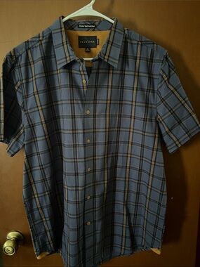 Sean John Navy and Tan Plaid Short-Sleeve Button-Down Shirt